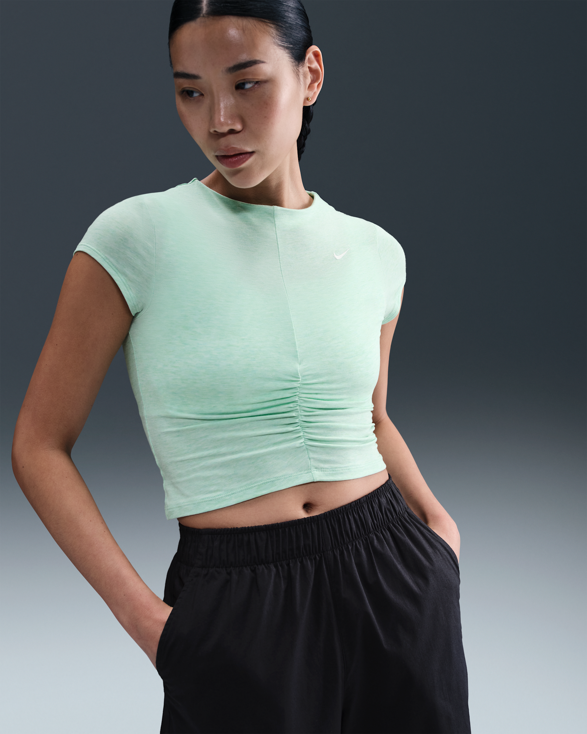 Nike Sportswear Chill Knit Women's Tight Short-Sleeve Cropped Mock